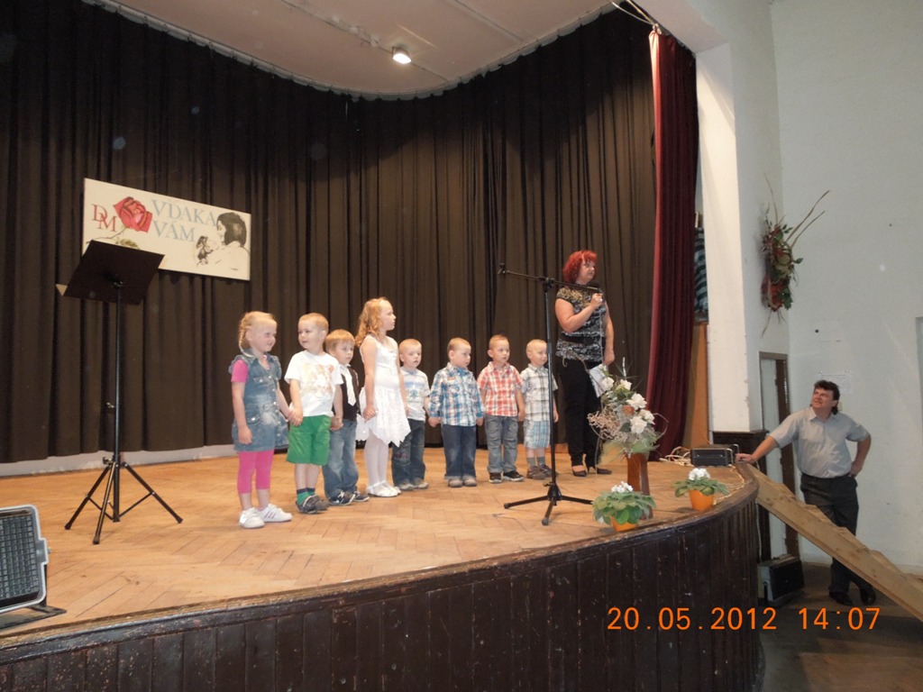 Fotogaléria Deň matiek 2012 (16) Deň matiek 2012
